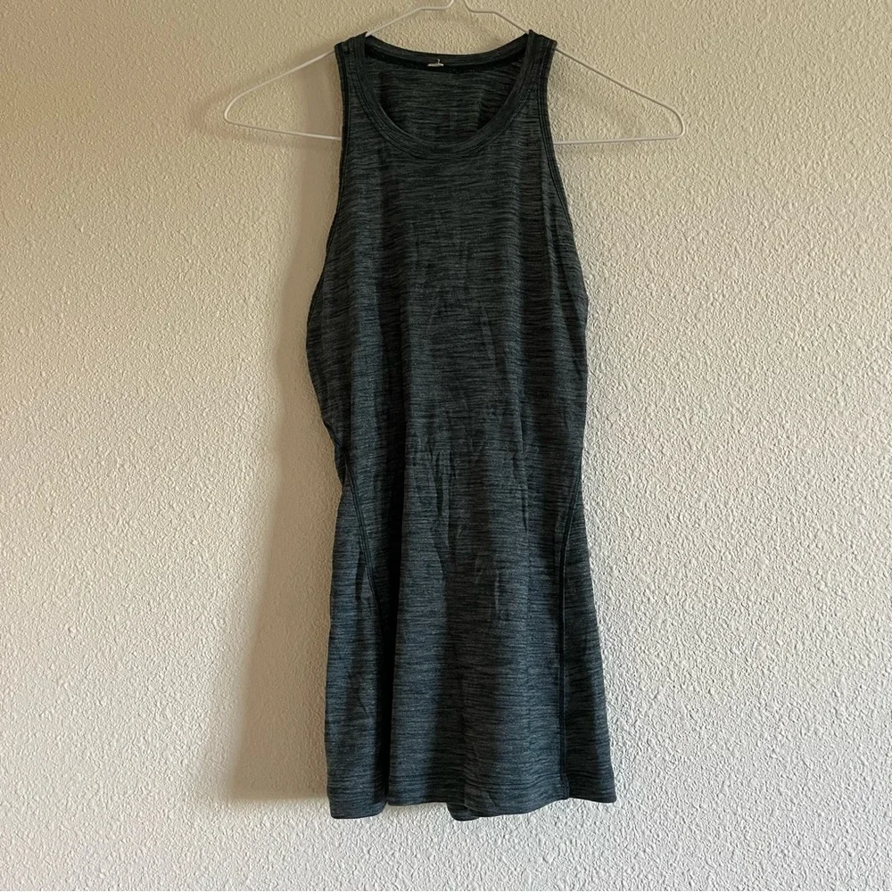 Lululemon Tank Top Uniform Blue Teal Heathered Green Criss Cross Back Size Small